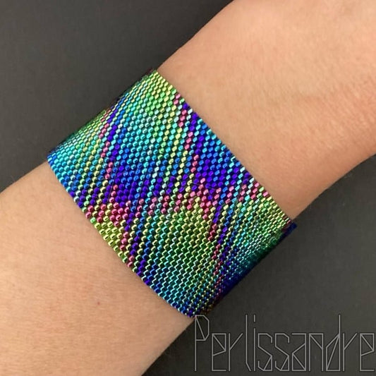PEACOCK Bracelet - Beaded Plaid Pattern