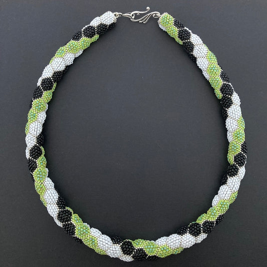 Hex Cellini Spiral Necklace Beading Pattern